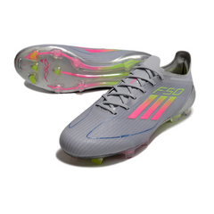 Botas de fútbol Adidas F50 Elite grises, rosas y amarillas para terreno firme (FG).