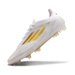 Bota de fútbol Adidas F50 Elite Dayspark Pack amarilla y naranja para terreno firme (FG).