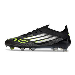 Botas de fútbol Adidas F50 Elite negras, blancas y verdes para terreno firme (FG).