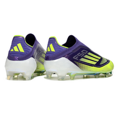 Botas de fútbol Adidas F50 Elite sin cordones, color morado y verde, para terreno firme (FG).