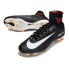 Scarpa da calcio Nike Mercurial Superfly 5 Elite nera e bianca per terreni compatti FG
