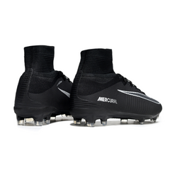 Scarpa da calcio Nike Mercurial Superfly 5 Elite nera per terreni compatti FG