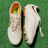 Chuteira Campo Nike Tiempo Legend 9 Elite FG Laranja Claro Tamanho 42