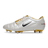 Scarpa da calcio Nike Total 90 III FG bianca e oro per terreni compatti