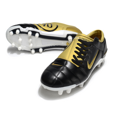 Botas de fútbol Nike Total 90 III FG para terreno firme, color negro y dorado