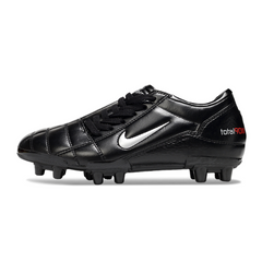 Scarpa da calcio Nike Total 90 III nera per terreni compatti FG