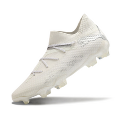 Botas de fútbol Puma Future 7 Whiteout Pack para terreno firme (FG).
