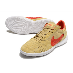 Botas de fútbol sala Nike Streetgato beige y rojo IC