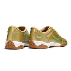 Scarpa da calcio Nike Total 90 III Laceless Gold e Green Indoor IC