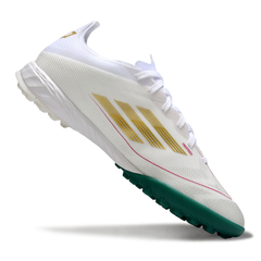 Bota de fútbol Adidas F50 Elite Turf TF blanca y verde