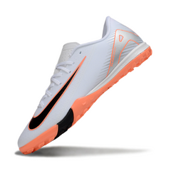Botas de fútbol Nike Zoom Mercurial Vapor 16 Academy blancas y naranjas Turf TF