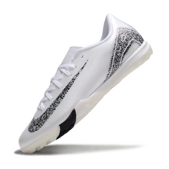 Scarpa da calcio Nike Zoom Mercurial Vapor 16 Academy bianca e nera Turf TF