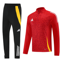 Conjunto Adidas Cold Set rojo, amarillo y negro con cremallera de un cuarto (top y pantalón)