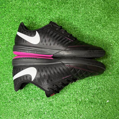 Nike Lunar Gato II Black, White and Pink Indoor IC Football Boot Size 42 Eur