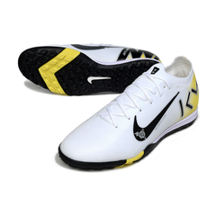 Botas de fútbol Nike Zoom Mercurial Vapor 16 Elite Mbappé Pack blancas y amarillas Turf TF