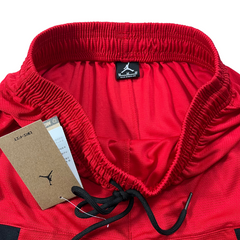 Pantaloncini Jordan rossi e neri