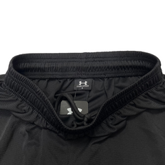 Pantalones cortos Under Armour blancos y negros