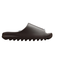 Desliza las Adidas Yeezy Soot