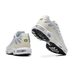 Tênis Nike Air Max Plus TN Branco - VENI Futebol