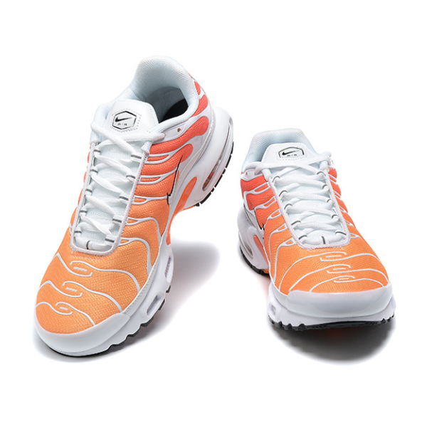 Tênis Nike Air Max Plus TN Branco e Laranja - VENI Futebol