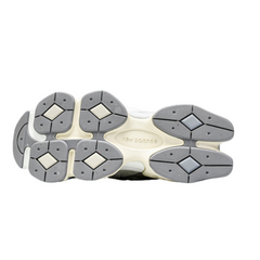 Zapatillas casuales New Balance 9060 color azul sal marina