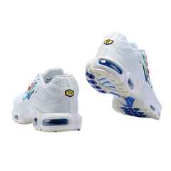 Zapatillas casuales Nike Air Max Plus TN blancas con múltiples Swoosh