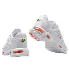 Scarpe casual Nike Air Max Plus Utility bianche e arancioni di sicurezza
