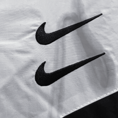 Corta Vento Nike Preto e Branco - VN Esportes