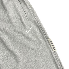 Pantaloni da tuta Nike grigi e bianchi