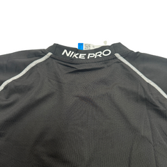 Camiseta Nike negra de manga larga
