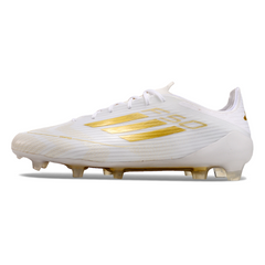 Bota de fútbol Adidas F50 Elite Dayspark Pack amarilla y naranja para terreno firme (FG).