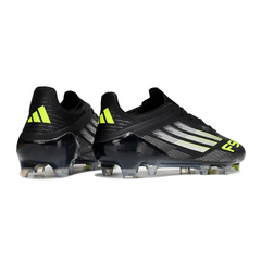 Botas de fútbol Adidas F50 Elite negras, blancas y verdes para terreno firme (FG).