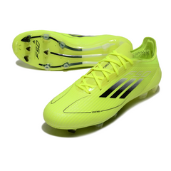 Bota de fútbol Adidas F50 Elite verde y plateada para terreno firme (FG)