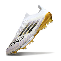Scarpa da calcio Adidas F50+ Elite bianca, nera e oro per terreni compatti FG