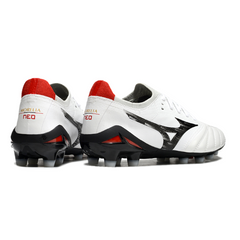 Scarpa da calcio Mizuno Morelia Neo IV Elite bianca, nera e rossa per terreni compatti FG