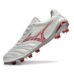 Scarpa da calcio Mizuno Morelia Neo IV Pro bianca e rossa per terreni compatti FG