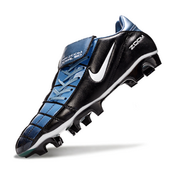 Botas de fútbol Nike Air Zoom Total 90 III negras y azules para terreno firme (FG).
