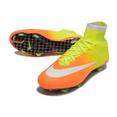 Botas de fútbol Nike Mercurial Superfly 4 Elite naranja y amarillas para terreno firme (FG).