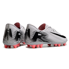 Scarpa da calcio Nike Zoom Mercurial Vapor 16 Academy AG per terreni artificiali grigi e neri
