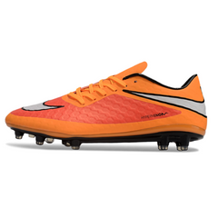Botas de fútbol Nike Phantom Hypervenom Elite naranja y rojo para terreno firme (FG).