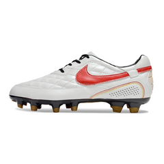 Botas de fútbol Nike Tiempo R10 Legend Elite blancas y rojas para terreno firme (FG).
