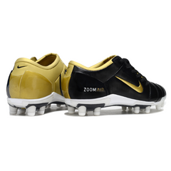 Botas de fútbol Nike Total 90 III FG para terreno firme, color negro y dorado