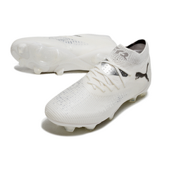 Botas de fútbol Puma Future 8 FG para terreno firme, color blanco