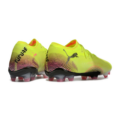 Botas de fútbol Puma Future 8 Low amarillas y rosas para terreno firme FG