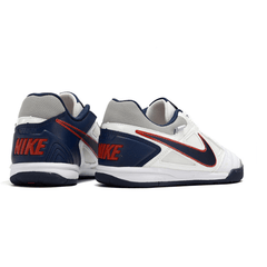 Chuteira Futsal Nike SB Gato X Supreme IC Branca, Azul e Vermelha - VENI Futebol