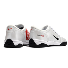 Scarpa da calcio Nike Total 90 III bianca da interno IC