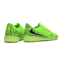 Scarpa da calcio Nike Phantom 6 Academy Fluorescent Green Turf TF