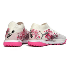 Scarpa da calcio Puma Future 8 Turf TF bianca e rosa