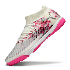Scarpa da calcio Puma Future 8 Turf TF bianca e rosa