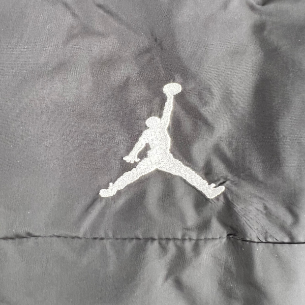 Corta Vento Jordan Preto - VENI Futebol